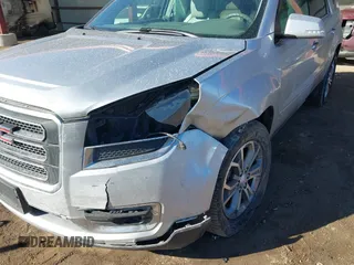 2014 GMC Acadia SLT with VIN 1GKKRRKD8EJ204036, listed as a IAAI auction lot 41673944 with 180,931 mi miles. Bid and sale history available at carsss.com. Image 6.