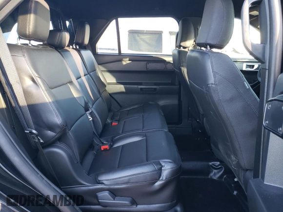 2024 Ford Police Interceptor Utility z VIN 1FM5K8AB4RGA48597, wystawiony jako Copart lot #81979424 z przebiegiem 9 858 mil mil oraz Szkoda całkowita • Salvage title. Historia ofert i sprzedaży dostępna na DreamBid. Obrazek 11.