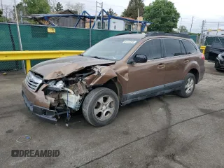 2013 Subaru Outback 2.5i with VIN 4S4BRBAC9D3304902, listed as a Copart auction lot 61272515 with 188,522 mi miles and Non repairable. Bid and sale history available at DreamBid. Image 1.