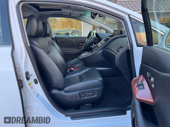 2010 Lexus HS 250h with VIN JTHBB1BAXA2003619, listed as a Copart auction lot 44415555 with 236,576 mi miles and Clean Title. Bid and sale history available at DreamBid. Image 5.