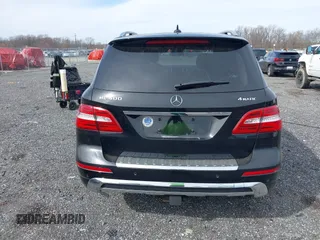 2015 Mercedes-Benz M 400 with VIN 4JGDA5GB9FA594766, listed as a IAAI auction lot 41835853 with 106,873 mi miles and . Bid and sale history available at DreamBid. Image 17.