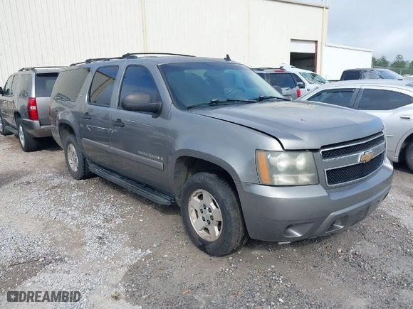 2007 Chevrolet Suburban LT with VIN 1GNFC16077R372737, listed as a IAAI auction lot 41917140 with 249,075 mi miles. Bid and sale history available at carsss.com. Image 1.