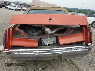 1995 Cadillac Fleetwood z VIN 1G6DW52P0SR700223, wystawiony jako Copart lot #64653214 z przebiegiem Nie podano mil oraz Szkody całkowita. Historia ofert i sprzedaży dostępna na DreamBid. Obrazek 6.
