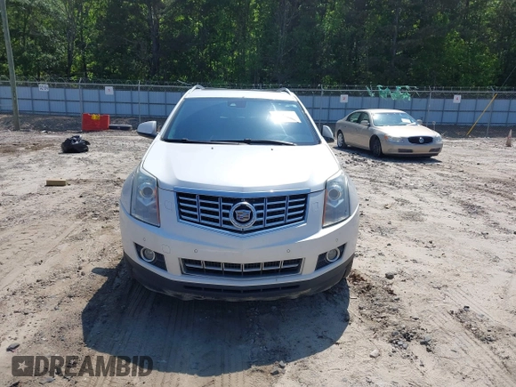 2013 Cadillac SRX Performance Collection with VIN 3GYFNDE34DS530275, listed as a IAAI auction lot 42148040 with 244,929 mi miles. Bid and sale history available at carsss.com. Image 12.