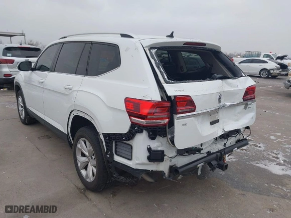 2019 Volkswagen Atlas 3.6L V6 SE w/Technology with VIN 1V2WR2CA6KC514743, listed as a IAAI auction lot 41589325 with 87,035 mi miles. Bid and sale history available at carsss.com. Image 3.