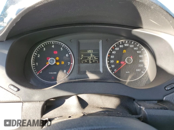 2014 Volkswagen Jetta Sedan SE w/Connectivity with VIN 3VWD07AJ3EM408494, listed as a Copart auction lot 86124904 with 142,115 mi miles and Salvage Title. Bid and sale history available at carsss.com. Image 9.