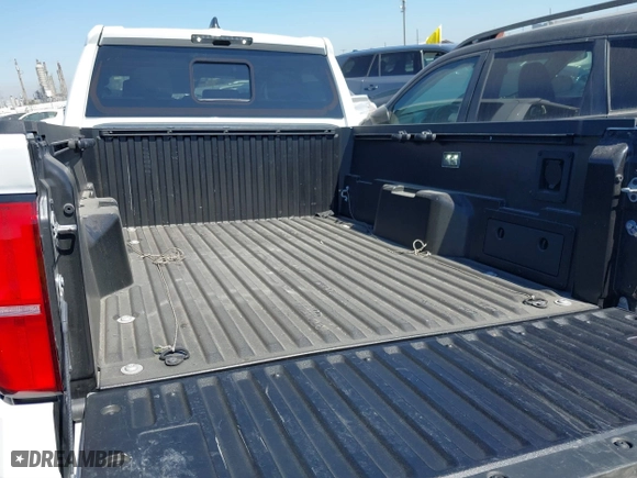 2024 Toyota Tacoma 4WD SR5 with VIN 3TMLB5JN1RM050446, listed as a IAAI auction lot 41658922 with 9,369 mi miles. Bid and sale history available at carsss.com. Image 18.
