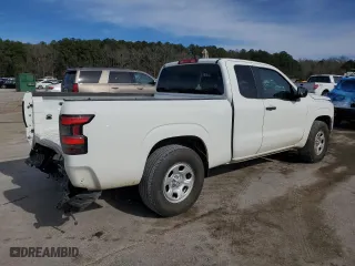 2023 Nissan Frontier S with VIN 1N6ED1CLXPN662071, listed as a Copart auction lot 47983875 with 32,385 mi miles and Clean Title. Bid and sale history available at carsss.com. Image 3.