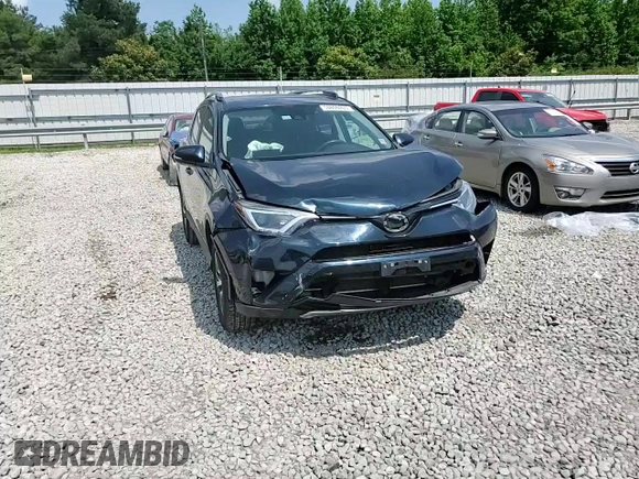 2018 Toyota RAV4 XLE with VIN 2T3WFREVXJW483012, listed as a Copart auction lot 58806205 with 48,266 mi miles and Salvage title. Bid and sale history available at DreamBid. Image 14.