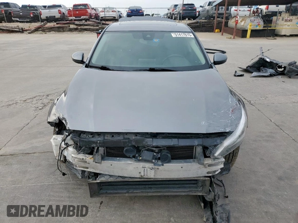 2019 Nissan Altima SL with VIN 1N4BL4EV5KC224738, listed as a Copart auction lot 51417615 with 126,111 mi miles and Salvage Title. Bid and sale history available at DreamBid. Image 5.