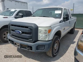 2015 Ford F-250 XLT with VIN 1FT7X2BT8FEA63663, listed as a IAAI auction lot 42135275 with 169,164 mi miles and . Bid and sale history available at DreamBid. Image 17.