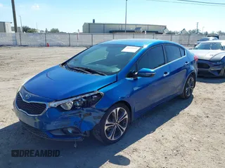 2015 Kia Forte EX with VIN KNAFZ4A85F5307314, listed as a IAAI auction lot 41672202 with 116,890 mi miles. Bid and sale history available at carsss.com. Image 17.