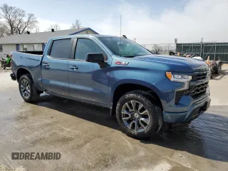 2024 Chevrolet Silverado 1500 RST with VIN 1GCUDEE82RZ190913, listed as a Copart auction lot 49437995 with 7,038 mi miles and Salvage Title. Bid and sale history available at carsss.com. Image 4.