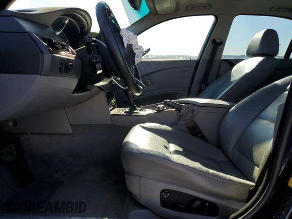 2007 BMW 5 Series 530xi with VIN WBANF73547CU27630, listed as a Copart auction lot 43837325 with Not Provided miles and Salvage Title. Bid and sale history available at carsss.com. Image 7.