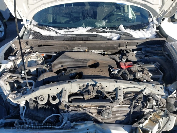 2015 Nissan Juke SV with VIN JN8AF5MVXFT563946, listed as a IAAI auction lot 41561323 with 122,195 mi miles and . Bid and sale history available at DreamBid. Image 10.