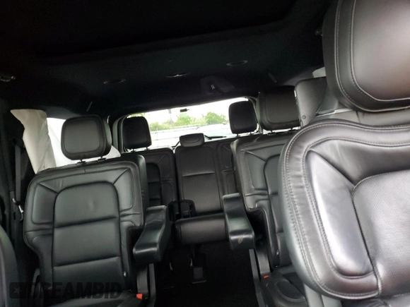 2018 Lincoln Navigator Reserve with VIN 5LMJJ2LT7JEL06922, listed as a Copart auction lot 57246425 with 113,259 mi miles and Salvage title. Bid and sale history available at DreamBid. Image 10.