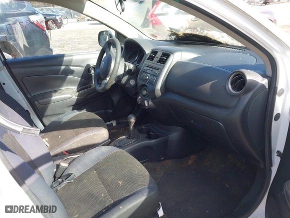 2012 Nissan Versa SL with VIN 3N1CN7AP9CL897641, listed as a IAAI auction lot 42004322 with 131,181 mi miles. Bid and sale history available at carsss.com. Image 5.