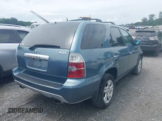 2005 Acura MDX Touring with VIN 2HNYD18925H508175, listed as a IAAI auction lot 42456046 with 337,830 mi miles and . Bid and sale history available at DreamBid. Image 4.