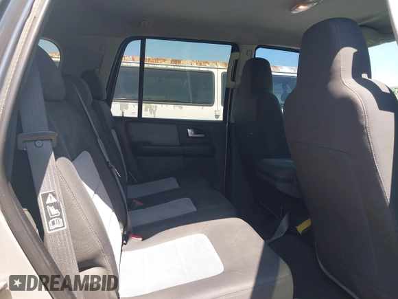 2003 Ford Expedition Special Service z VIN 1FMRU15W13LC60467, wystawiony jako IAAI lot #42002952 z przebiegiem Nie podano mil oraz . Historia ofert i sprzedaży dostępna na DreamBid. Obrazek 8.