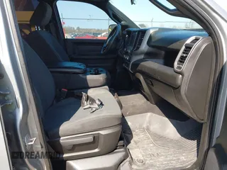 2022 Ram 2500 Tradesman with VIN 3C6UR5CL8NG280660, listed as a IAAI auction lot 42077678 with 84,009 mi miles and . Bid and sale history available at DreamBid. Image 5.