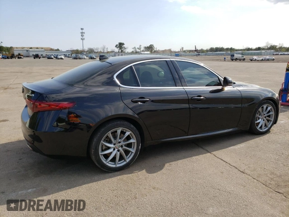 2018 Alfa Romeo Giulia with VIN ZARFAEBNXJ7576920, listed as a Copart auction lot 49524873 with 35,064 mi miles. Bid and sale history available at carsss.com. Image 3.