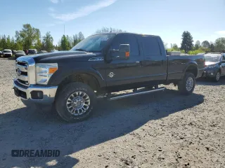 2015 Ford F-350 Platinum with VIN 1FT8W3BT2FEA21650, listed as a Copart auction lot 54044925 with 270,987 mi miles and Salvage Title. Bid and sale history available at DreamBid. Image 1.