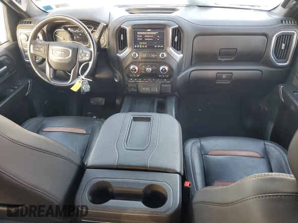 2022 GMC Sierra 3500HD AT4 z VIN 1GT49VEY6NF139511, wystawiony jako Copart lot #85117954 z przebiegiem 39 144 mil mil oraz Szkoda całkowita • Salvage title. Historia ofert i sprzedaży dostępna na DreamBid. Obrazek 8.