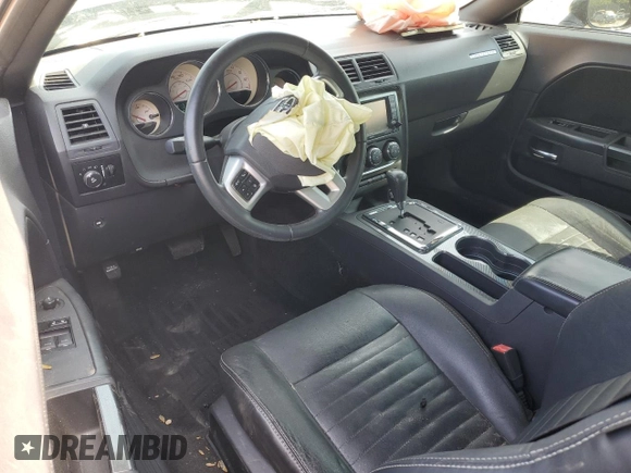 2012 Dodge Challenger SXT Plus z VIN 2C3CDYAGXCH127824, wystawiony jako Copart lot #55026435 z przebiegiem Nie podano mil oraz Szkoda całkowita • Salvage title. Historia ofert i sprzedaży dostępna na DreamBid. Obrazek 8.