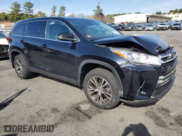 2019 Toyota Highlander LE with VIN 5TDBZRFH5KS739042, listed as a Copart auction lot 53775845 with 73,727 mi miles and Salvage title. Bid and sale history available at DreamBid. Image 4.