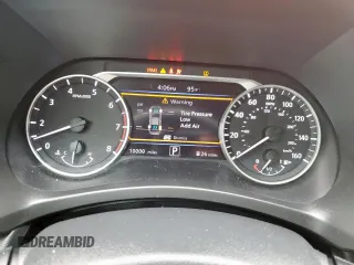 2024 Nissan Sentra SR with VIN 3N1AB8DV5RY370756, listed as a Copart auction lot 57642445 with 10,000 mi miles and Salvage title. Bid and sale history available at DreamBid. Image 9.