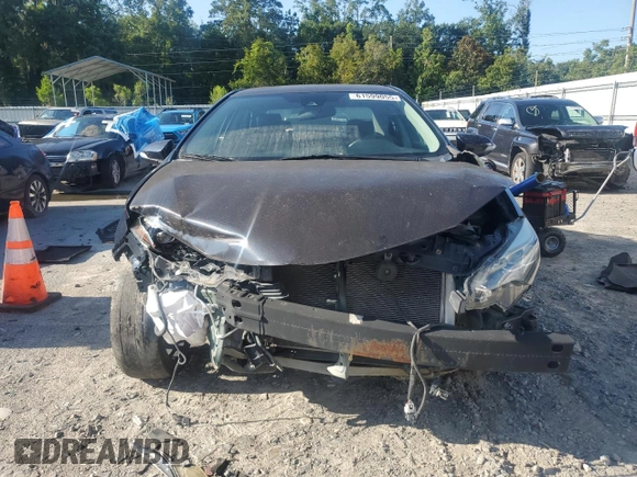 2019 Toyota Corolla L z VIN 5YFBURHE7KP880821, wystawiony jako Copart lot #61599055 z przebiegiem 105 856 mil mil oraz Czysty tytuł • Clean title. Historia ofert i sprzedaży dostępna na DreamBid. Obrazek 5.