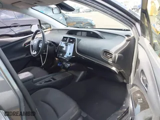 2019 Toyota Prius L Eco with VIN JTDKARFU2K3092671, listed as a IAAI auction lot 41435353 with 212,854 mi miles. Bid and sale history available at carsss.com. Image 5.
