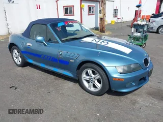 2001 BMW Z3 2.5 z VIN WBACN334X1LK45643, wystawiony jako IAAI lot #42131034 z przebiegiem 141 056 mil mil oraz . Historia ofert i sprzedaży dostępna na DreamBid. Obrazek 1.