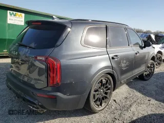 2022 Kia Telluride EX with VIN 5XYP3DHC3NG297116, listed as a Copart auction lot 55829925 with 39,642 mi miles and Salvage Title. Bid and sale history available at carsss.com. Image 3.