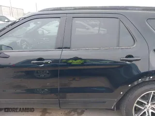 2018 Ford Explorer Sport with VIN 1FM5K8GT1JGB28640, listed as a IAAI auction lot 41640021 with 100,547 mi miles. Bid and sale history available at carsss.com. Image 14.