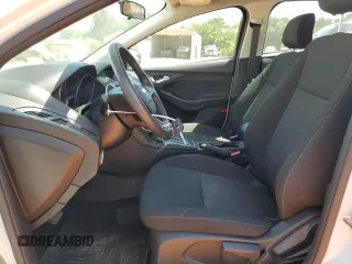 2018 Ford Focus SE with VIN 1FADP3FE9JL264664, listed as a Copart auction lot 61726905 with 28,471 mi miles and Salvage title. Bid and sale history available at DreamBid. Image 7.