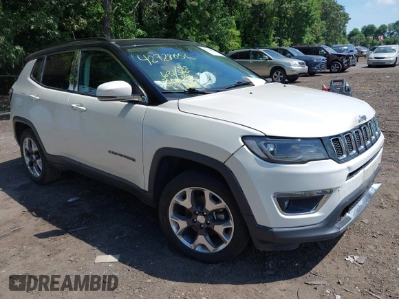 2018 Jeep Compass Limited z VIN 3C4NJDCB0JT329700, wystawiony jako IAAI lot #42728056 z przebiegiem 63 214 mil mil oraz . Historia ofert i sprzedaży dostępna na DreamBid. Obrazek 1.