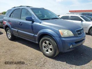 2006 Kia Sorento LX z VIN KNDJD733265578068, wystawiony jako IAAI lot #42195723 z przebiegiem 220 544 mil mil oraz . Historia ofert i sprzedaży dostępna na DreamBid. Obrazek 1.