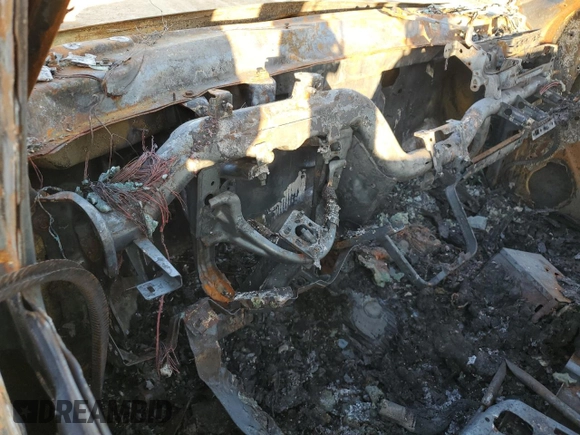 2007 Chevrolet Tahoe LT z VIN 1GNFC13057J143850, wystawiony jako Copart lot #89405105 z przebiegiem Nie podano mil oraz Nie do naprawy • Non repairable. Historia ofert i sprzedaży dostępna na DreamBid. Obrazek 9.
