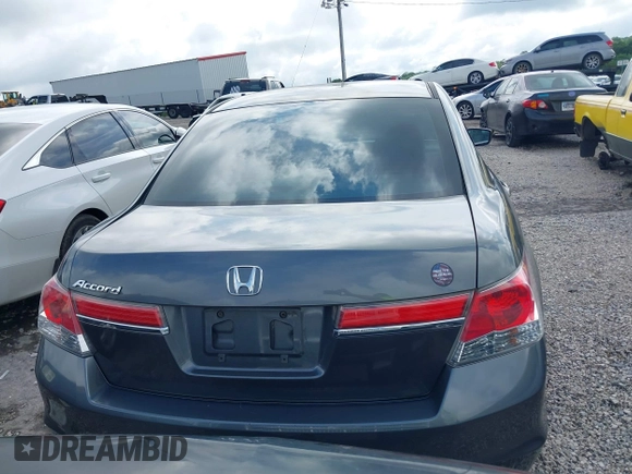 2012 Honda Accord LX Premium z VIN 1HGCP2F42CA104505, wystawiony jako IAAI lot #42520563 z przebiegiem 281 476 mil mil oraz . Historia ofert i sprzedaży dostępna na DreamBid. Obrazek 16.