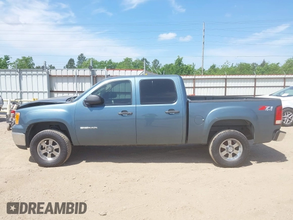 2010 GMC Sierra 1500 SLE z VIN 3GTRKVE35AG209183, wystawiony jako IAAI lot #42064516 z przebiegiem Nie podano mil oraz . Historia ofert i sprzedaży dostępna na DreamBid. Obrazek 14.