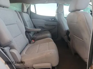 2017 GMC Acadia SLE z VIN 1GKKNLLA7HZ173672, wystawiony jako Copart lot #64203795 z przebiegiem 101 939 mil mil oraz Szkoda całkowita • Salvage title. Historia ofert i sprzedaży dostępna na DreamBid. Obrazek 11.