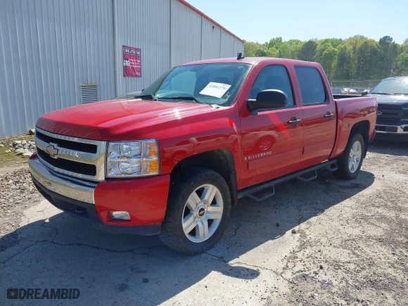2008 Chevrolet Silverado 1500 LT w/1LT with VIN 2GCEK13J081286555, listed as a IAAI auction lot 42001279 with 195,990 mi miles. Bid and sale history available at carsss.com. Image 19.