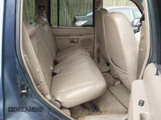 2000 Ford Explorer XLT with VIN 1FMDU83P9YZC19622, listed as a IAAI auction lot 42566797 with 176,736 mi miles and . Bid and sale history available at DreamBid. Image 8.