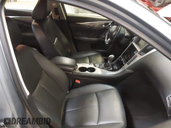 2015 Infiniti Q50 Premium with VIN JN1BV7AR2FM414613, listed as a IAAI auction lot 41258797 with 162,822 mi miles. Bid and sale history available at carsss.com. Image 5.