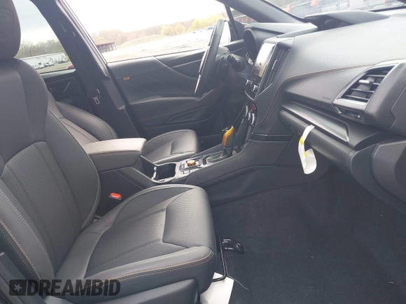 2024 Subaru Forester Wilderness with VIN JF2SKAJC3RH405576, listed as a IAAI auction lot 42002208 with 18,801 mi miles and . Bid and sale history available at DreamBid. Image 5.