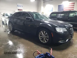 2015 Chrysler 300 Limited with VIN 2C3CCARG9FH810889, listed as a Copart auction lot 44935415 with 163,581 mi miles and Salvage Title. Bid and sale history available at carsss.com. Image 4.