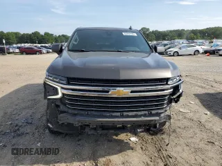 2021 Chevrolet Tahoe LT z VIN 1GNSKNKD2MR357415, wystawiony jako Copart lot #65203165 z przebiegiem 82 996 mil mil oraz Szkoda całkowita • Salvage title. Historia ofert i sprzedaży dostępna na DreamBid. Obrazek 5.