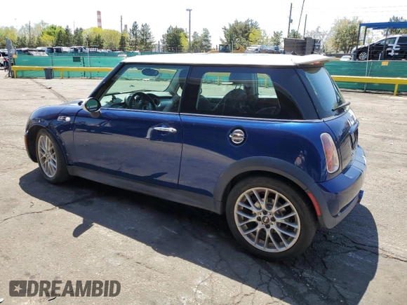 2004 MINI Hardtop S z VIN WMWRE33414TD80513, wystawiony jako Copart lot #55528355 z przebiegiem 142 455 mil mil oraz Szkoda całkowita • Salvage title. Historia ofert i sprzedaży dostępna na DreamBid. Obrazek 2.