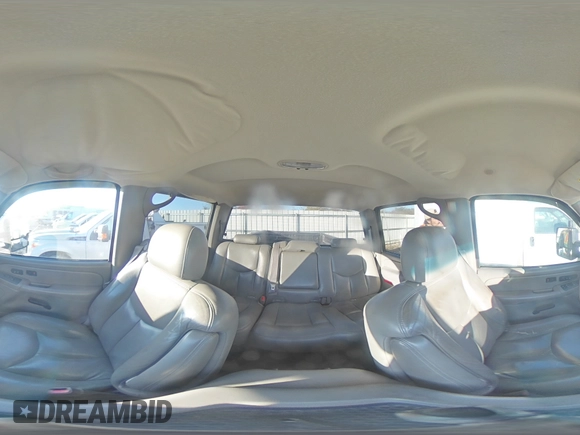 2005 Chevrolet Silverado 3500 LT z VIN 1GCJC33295F842978, wystawiony jako Copart lot #76888184 z przebiegiem Nie podano mil oraz Szkoda całkowita • Salvage title. Historia ofert i sprzedaży dostępna na DreamBid. Obrazek 12.